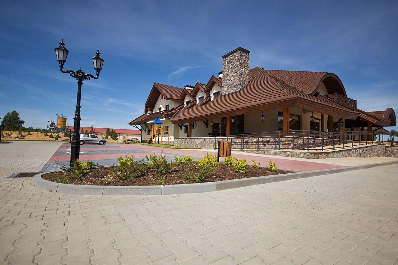 Zajazd Sebory Romany Sebory Exterior foto