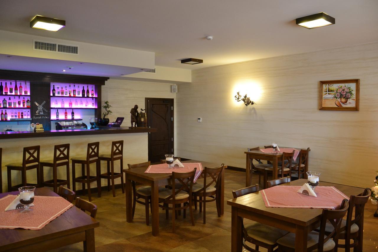 Zajazd Sebory Romany Sebory Exterior foto